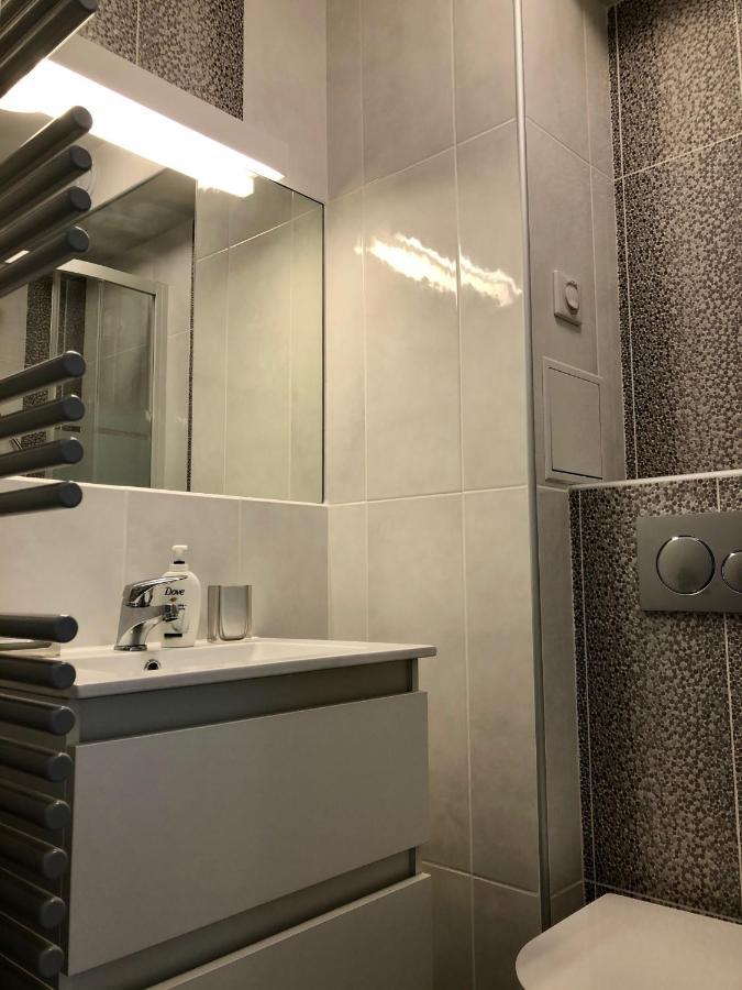 Studios Nice Gambetta Luaran gambar